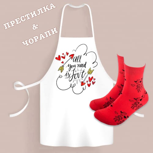 Комплект чорапи и престилка в кутия сърце - модел 13
