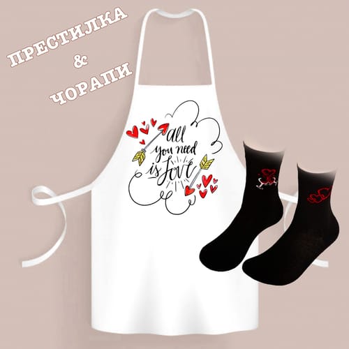 Комплект чорапи и престилка в кутия сърце - модел 16