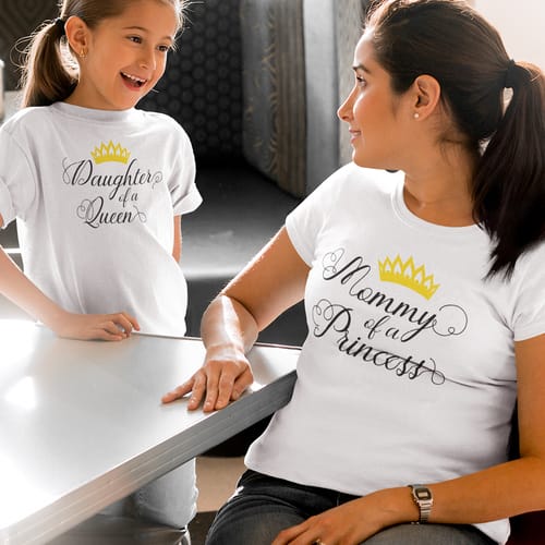 Двойка тениски за 8 Март Mommy of a Princess/Daughter of a Queen