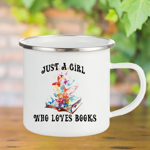 Канче "Just a girl who loves books"