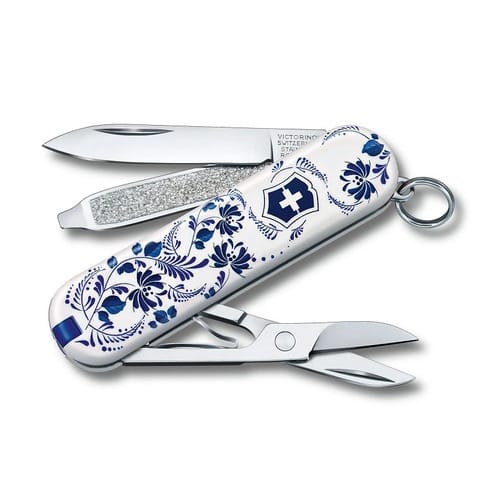 Швейцарски джобен нож Victorinox Classic LE 2021 Porcelain Elegance