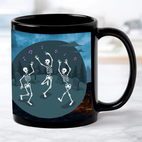 Черна чаша за Хелоуин "танцуващи скелети"