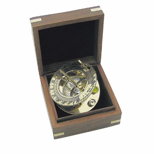 Слънчев часовник SEA CLUB в дървена кутия, месинг, Ø 8.0 см, SC8237