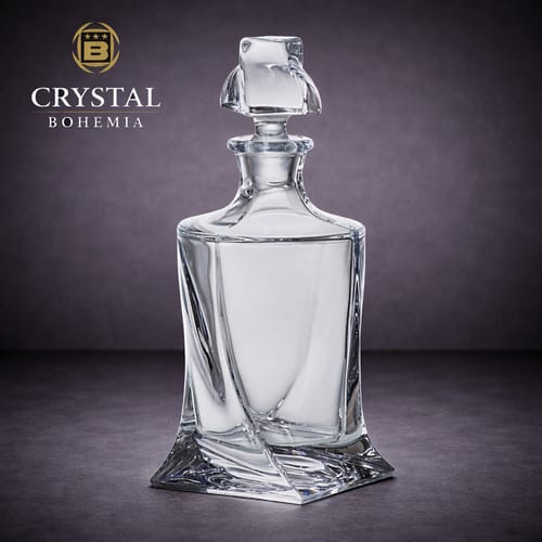 Бутилка/гарафа, серия QUADRO, за алкохол 850ml